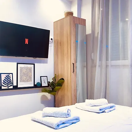 Neon Pulse - Casa Nativa Apartment *