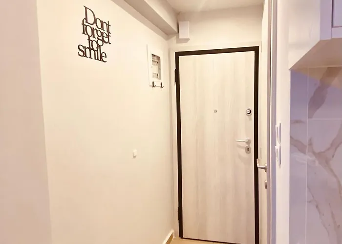 아파트 Neon Pulse - Casa Nativa 테살로니키